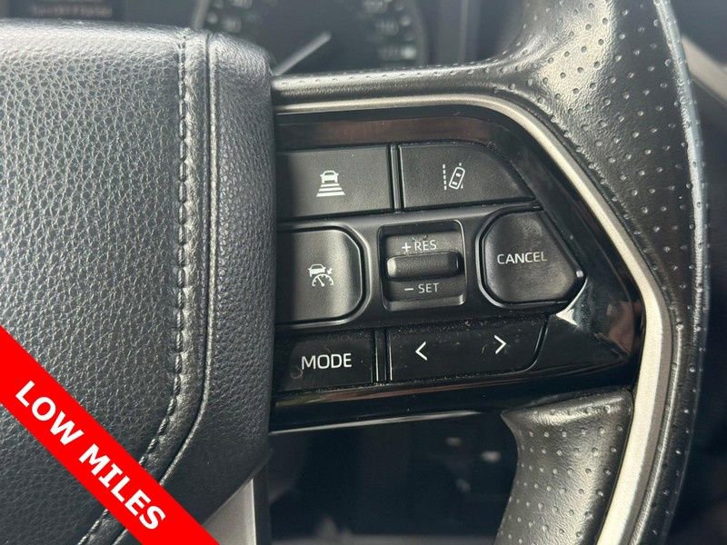 Used 2022 Toyota Tundra SR5 w/ SR5 Convenience Package AWD/4WD image 13