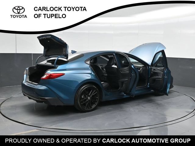 Used 2025 Toyota Camry SE FWD image 35