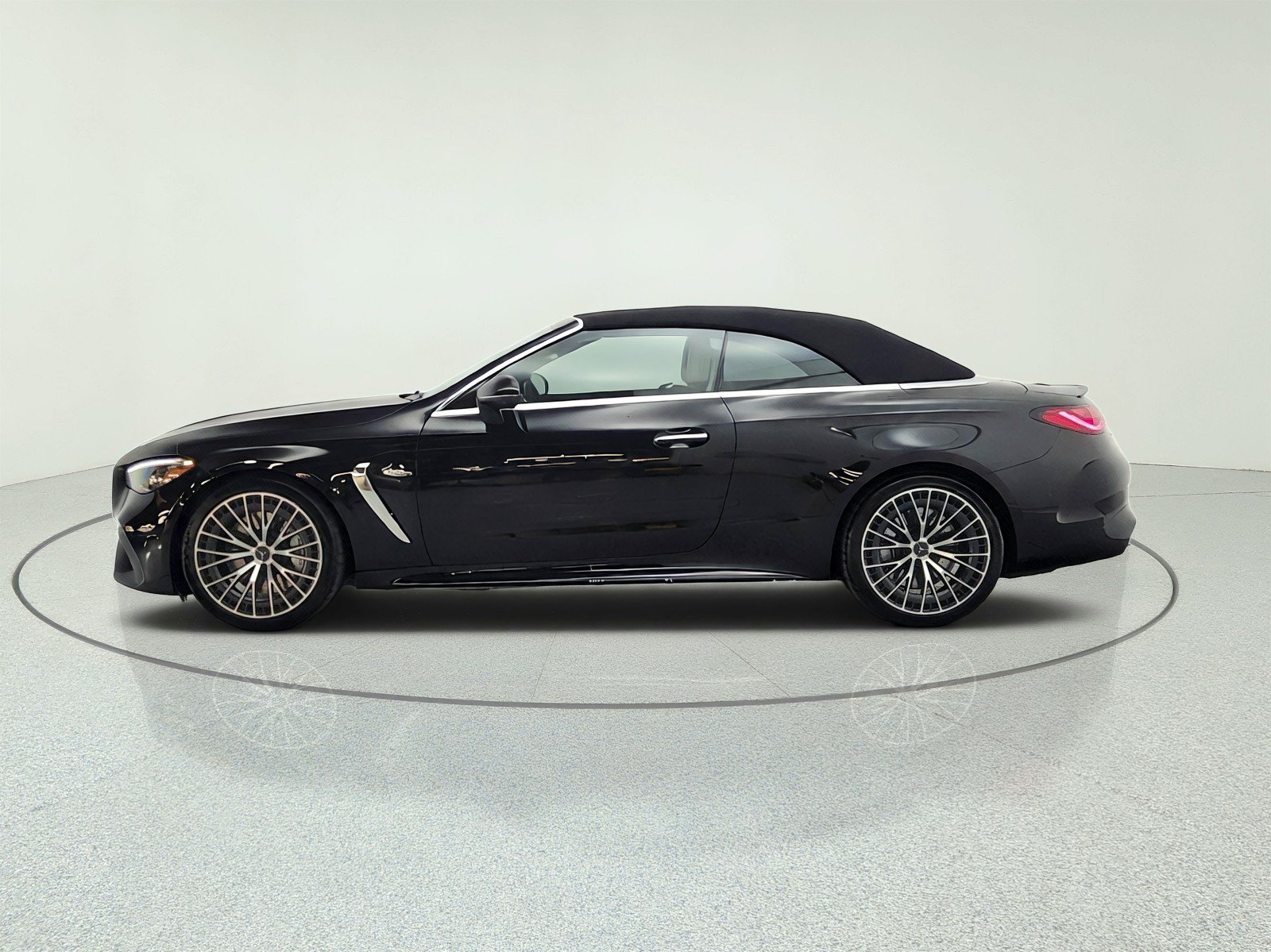 Certified 2025 Mercedes-Benz CLE 53 AMG 4MATIC Cabriolet image 8
