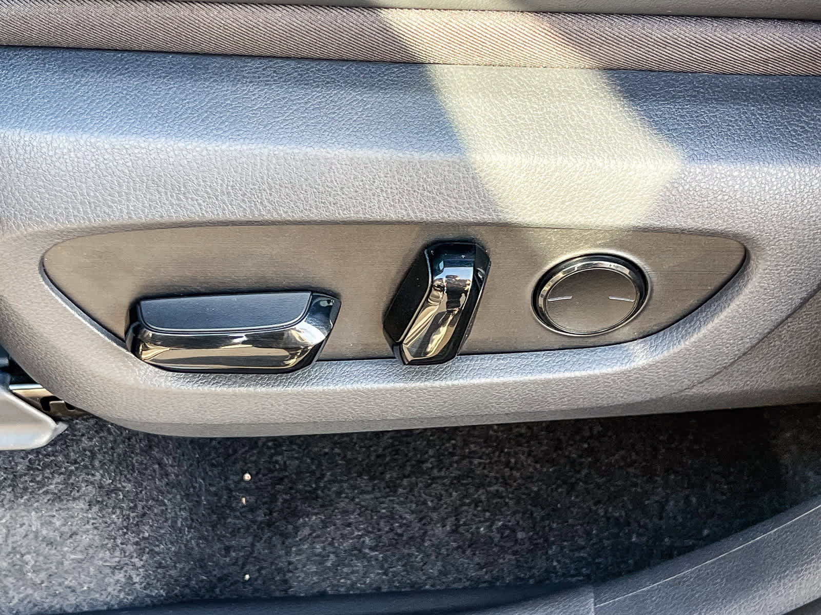 New 2026 Lexus TX 500h AWD image 22