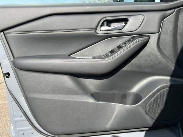 New 2026 Nissan Rogue SV image 14