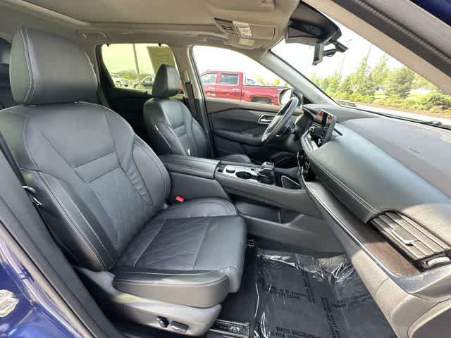 Used 2023 Nissan Rogue Platinum AWD/4WD image 22