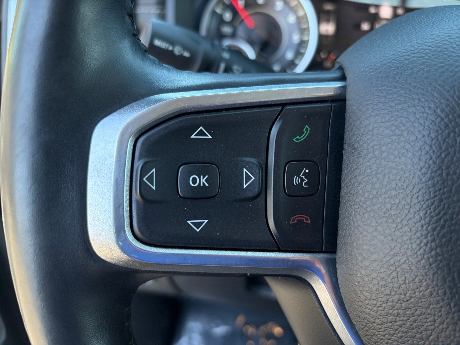 Used 2021 RAM 1500 Laramie AWD/4WD image 14