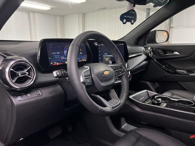Certified 2026 Chevrolet Equinox LT w/ Convenience Package II FWD image 10
