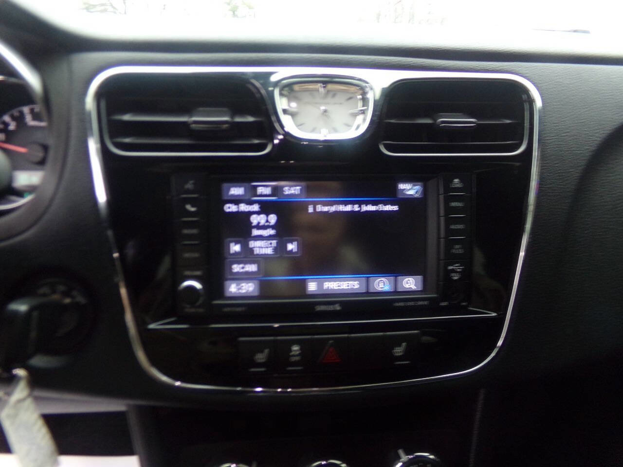 Used 2014 Chrysler 200 Limited w/ Sun/Sound Group FWD image 22