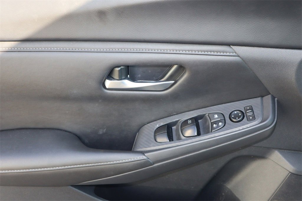 Certified 2025 Nissan Sentra SV image 14