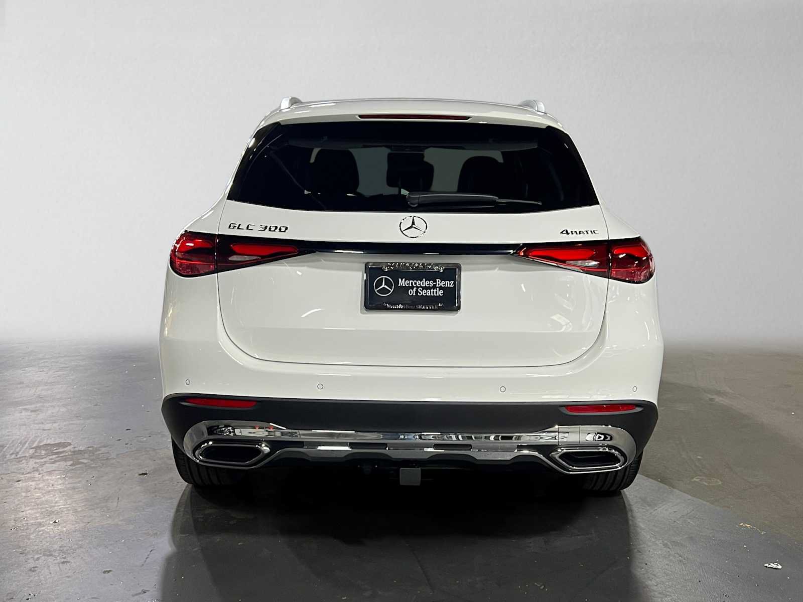 New 2027 Mercedes-Benz GLC 300 4MATIC image 4