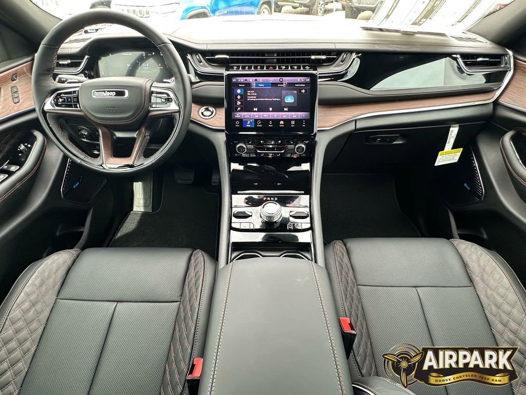 New 2025 Jeep Grand Cherokee Summit w/ Adv Protech Group IV AWD/4WD image 14