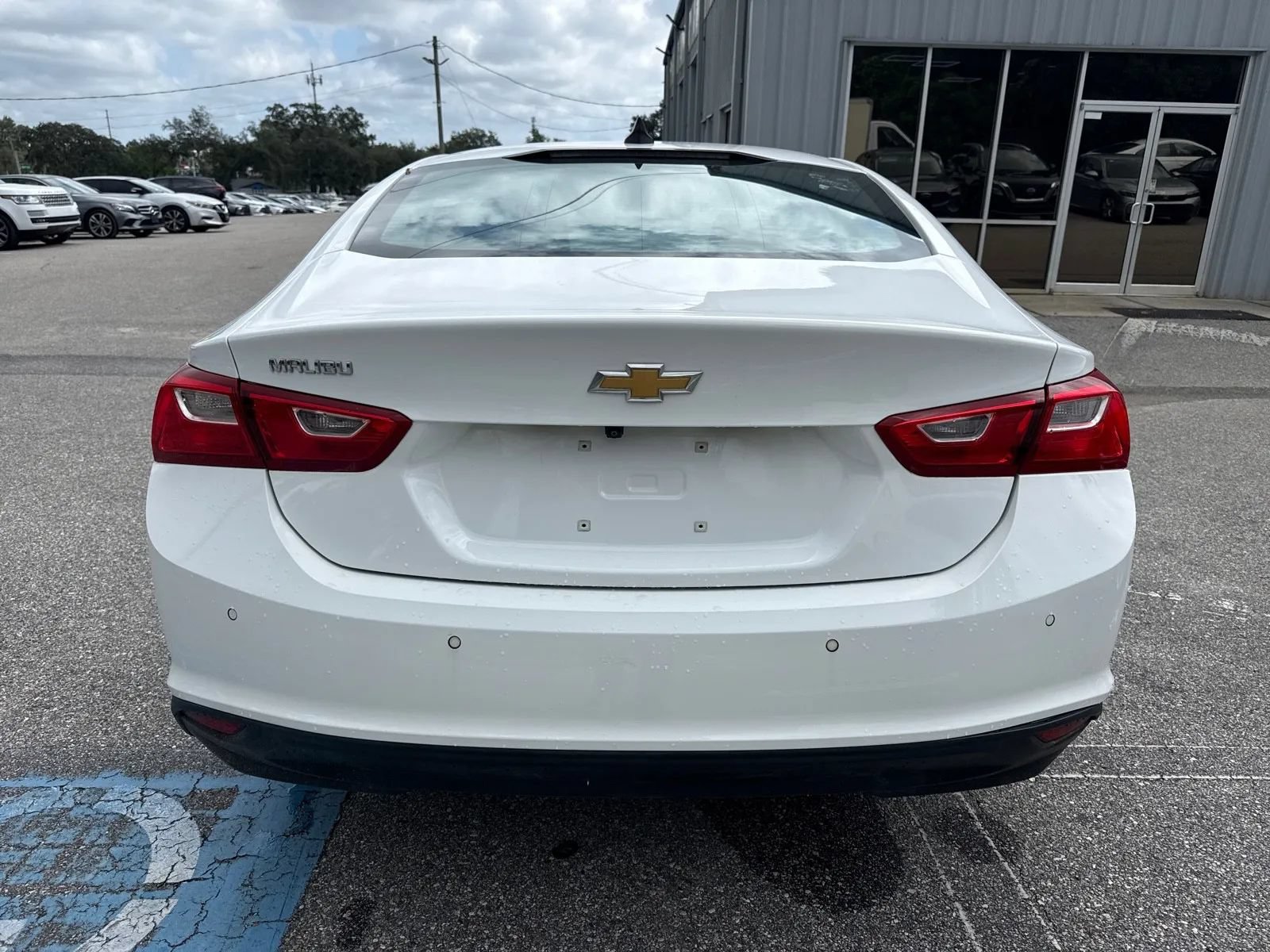 Used 2024 Chevrolet Malibu LS w/ Driver Confidence Package FWD image 9