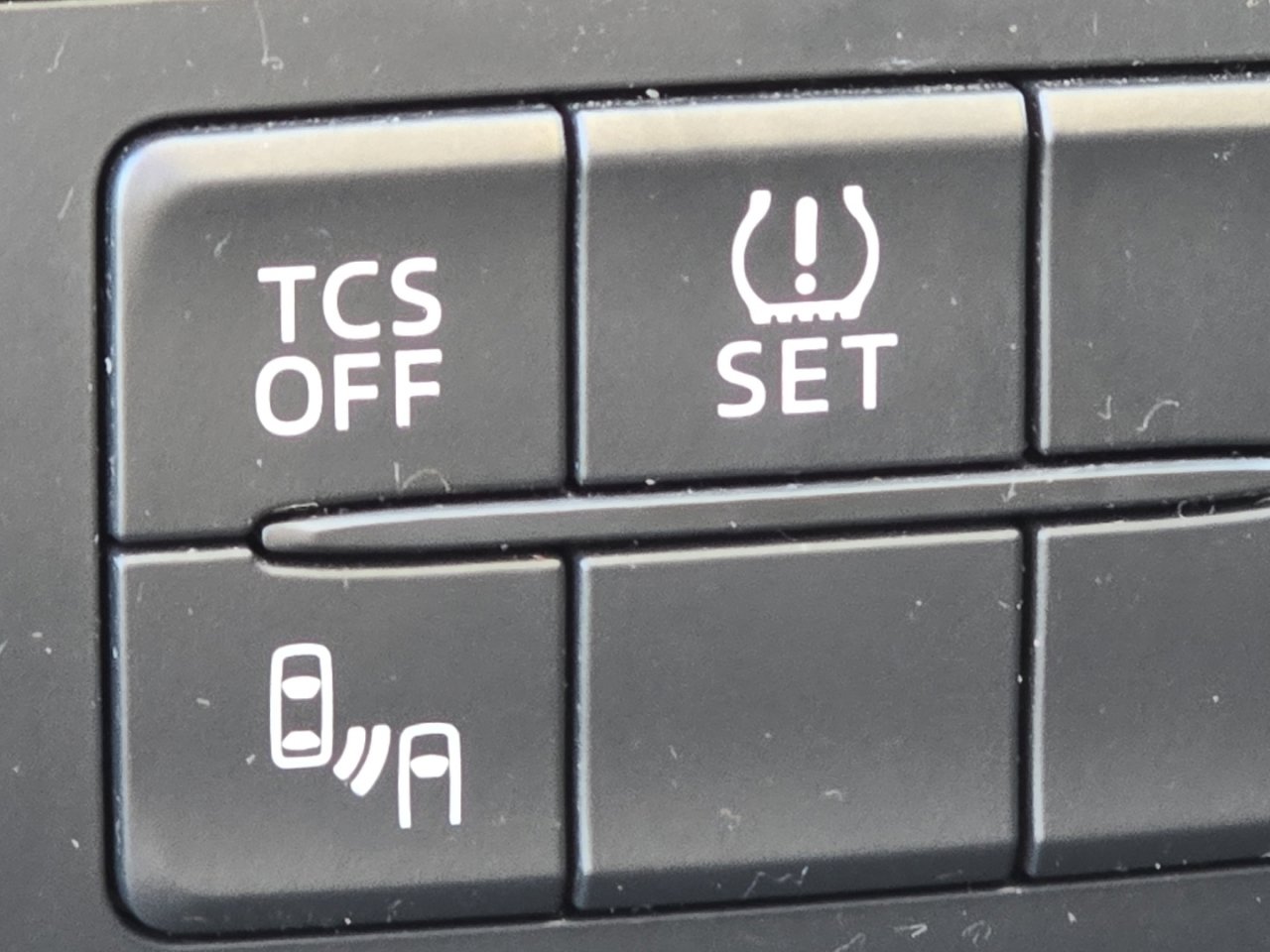 Used 2016 MAZDA CX-5 Touring image 8