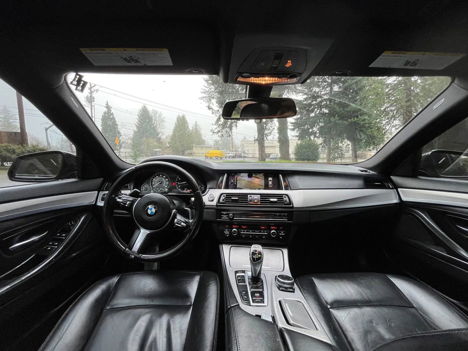 Used 2016 BMW 528i Sedan w/ M Sport image 7