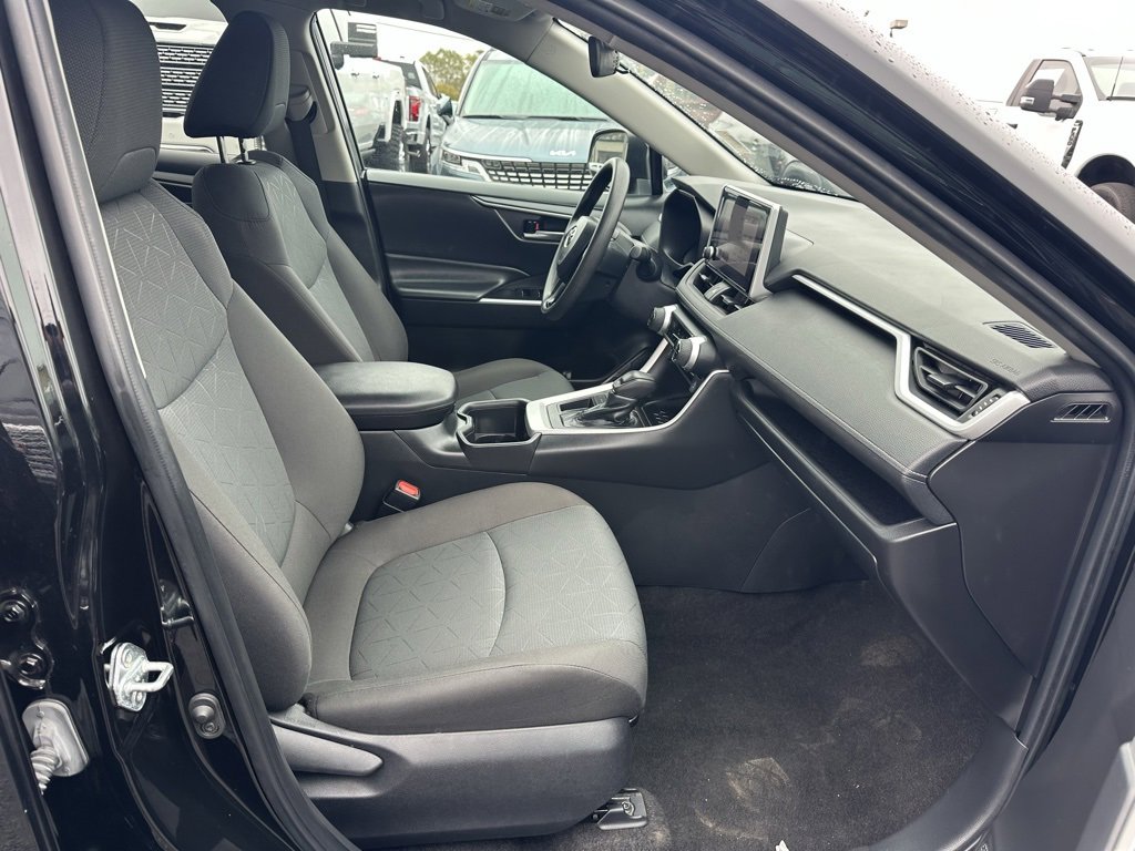 Used 2023 Toyota RAV4 XLE image 13