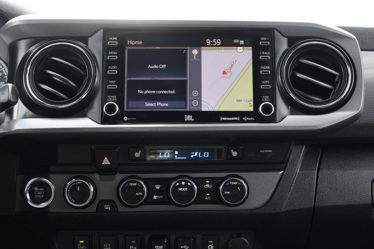 Used 2020 Toyota Tacoma TRD Off-Road w/ TRD Premium Off Road Package AWD/4WD image 20