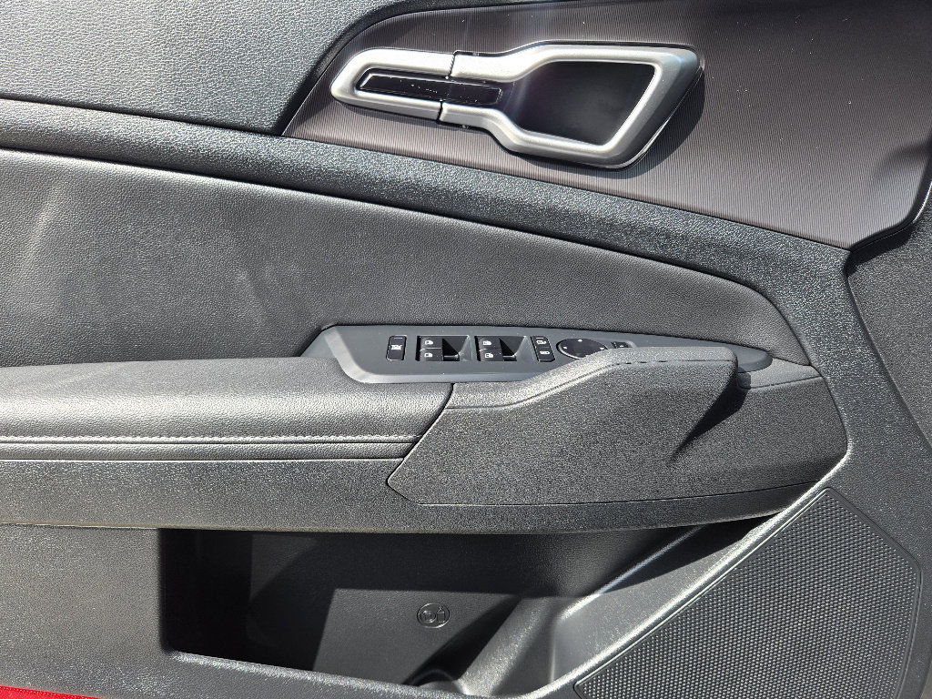 New 2026 Kia Sportage EX image 16