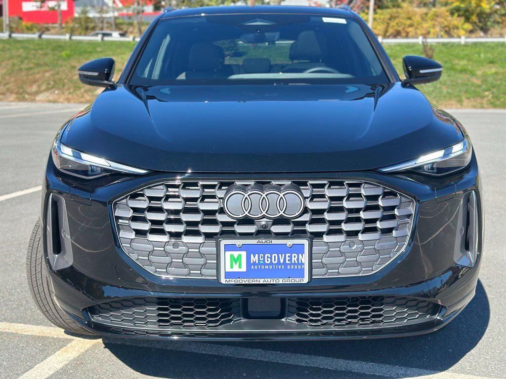 Certified 2025 Audi Q5 Premium w/ Convenience Package AWD/4WD image 10