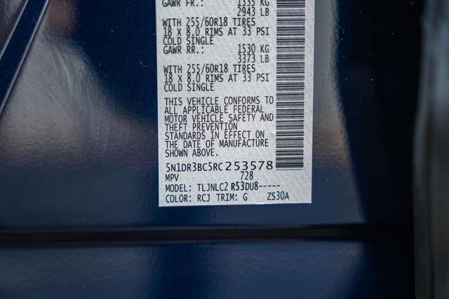 Used 2024 Nissan Pathfinder SV image 39