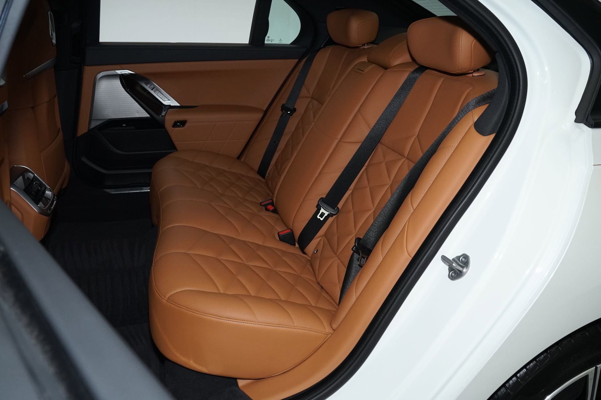 Used 2023 BMW 740i RWD image 24