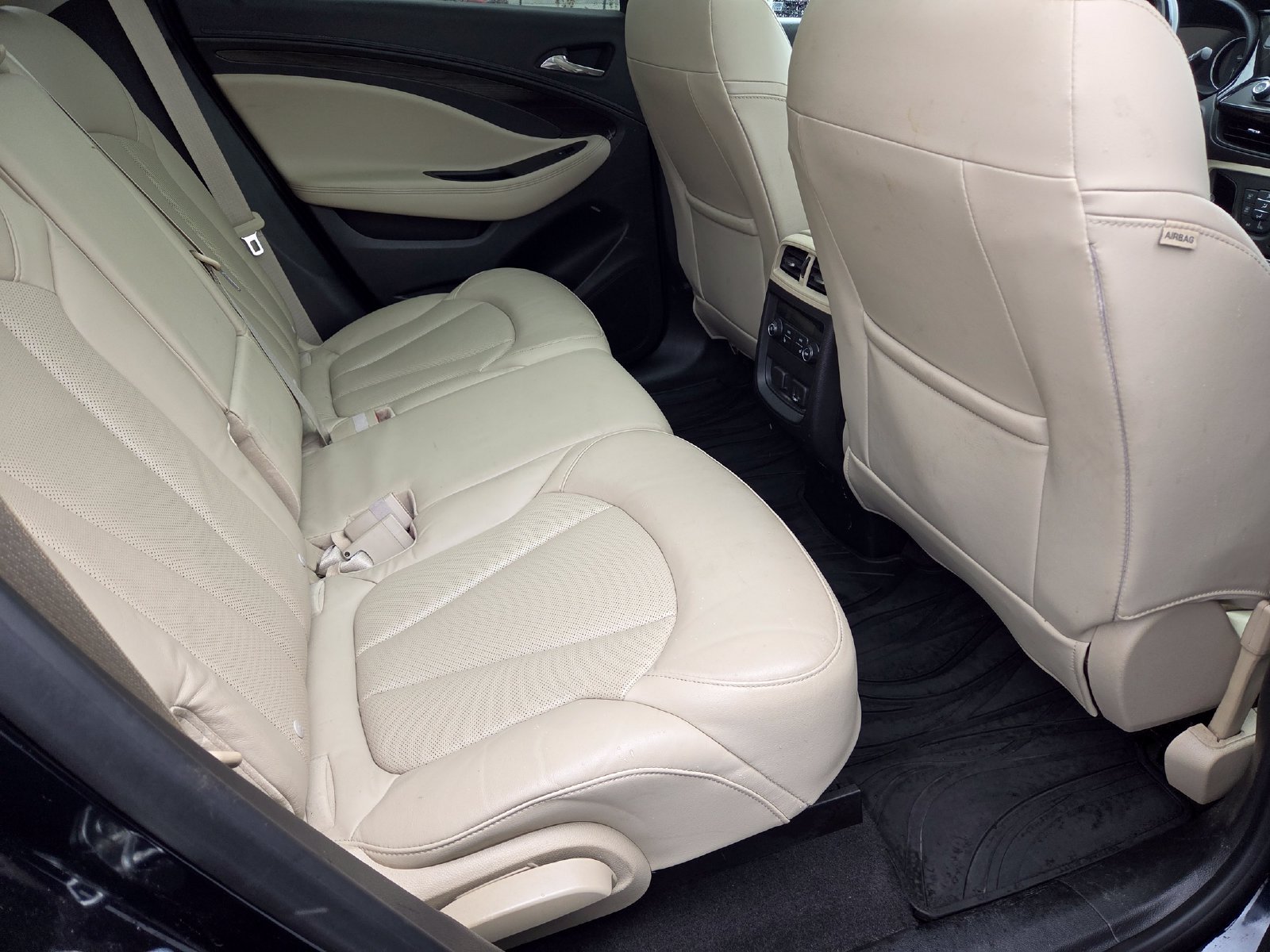 Used 2020 Buick Envision Premium AWD/4WD image 21