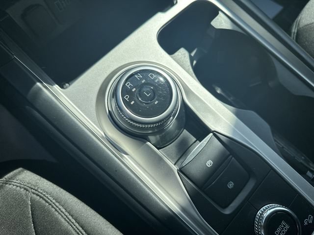 Used 2023 Ford Explorer XLT AWD/4WD image 17