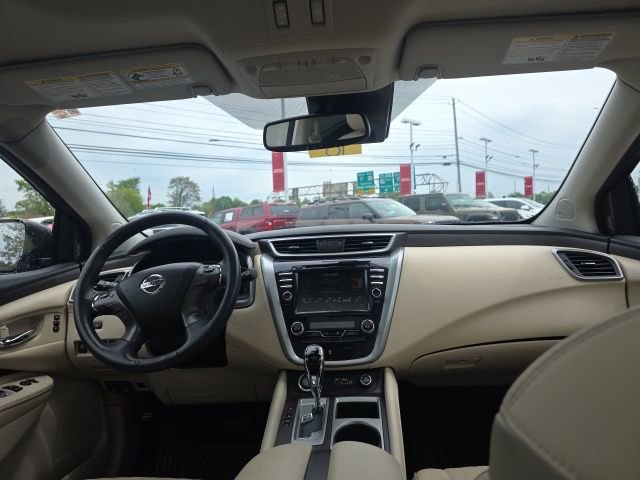 Certified 2019 Nissan Murano Platinum w/ Cargo Package AWD/4WD image 15