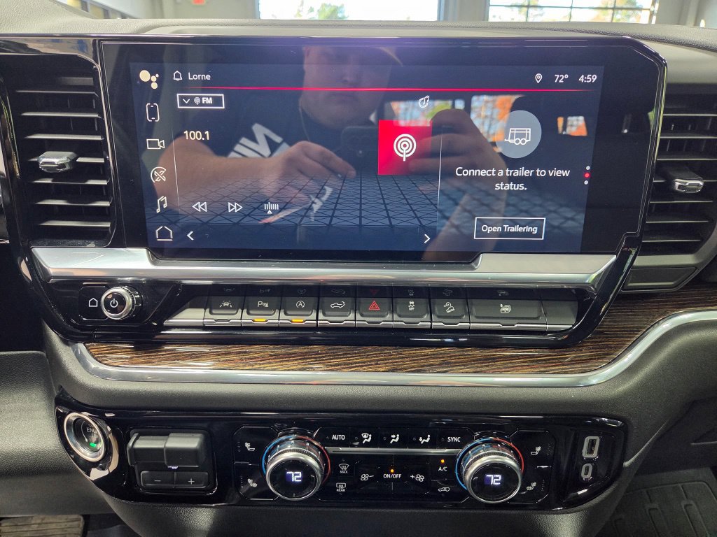 Used 2024 GMC Sierra 1500 Elevation w/ Elevation Premium Package AWD/4WD image 41