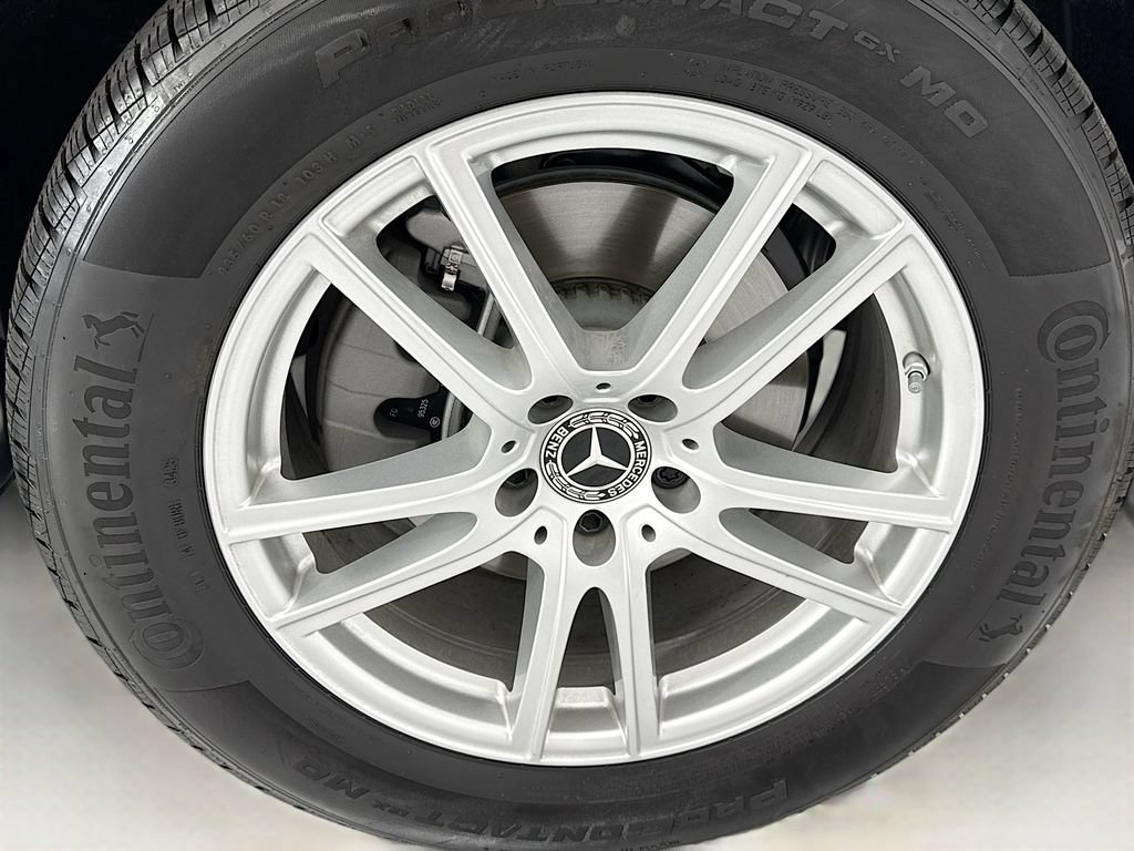 Certified 2026 Mercedes-Benz GLC 300 image 30