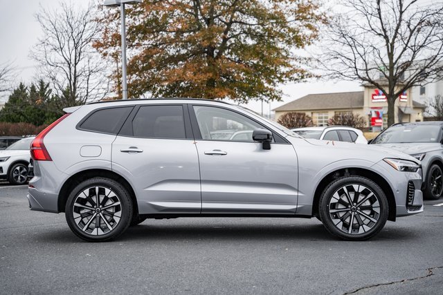 New 2026 Volvo XC60 B5 Ultra w/ Protection Package Premier image 3