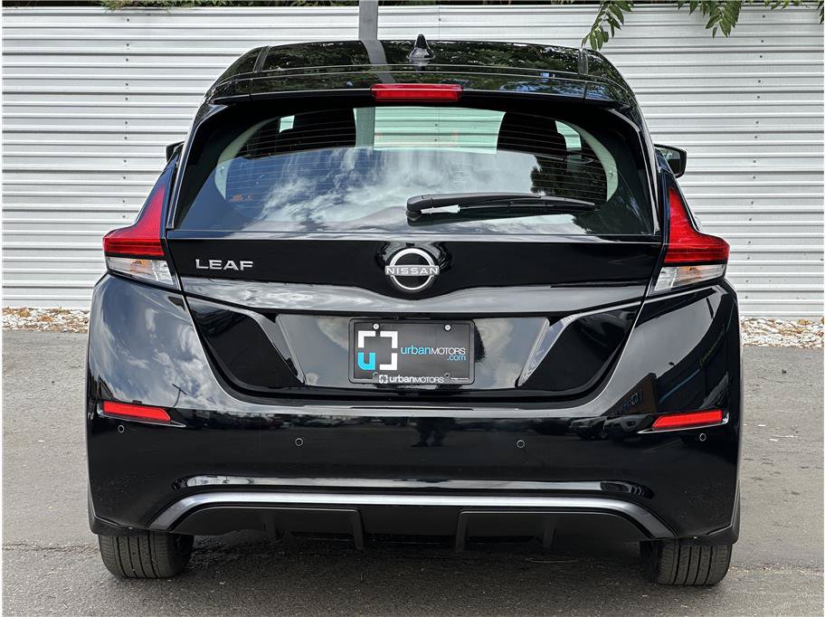 Used 2025 Nissan Leaf S FWD image 11