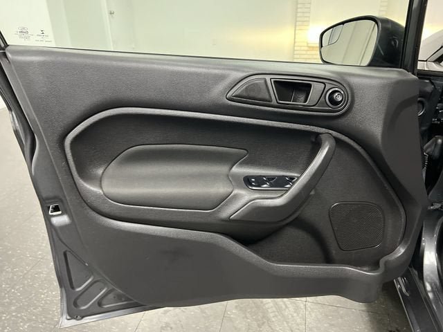 Used 2019 Ford Fiesta SE FWD image 21