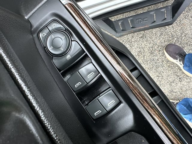 Used 2019 GMC Sierra 1500 SLE w/ SLE Value Package AWD/4WD image 24