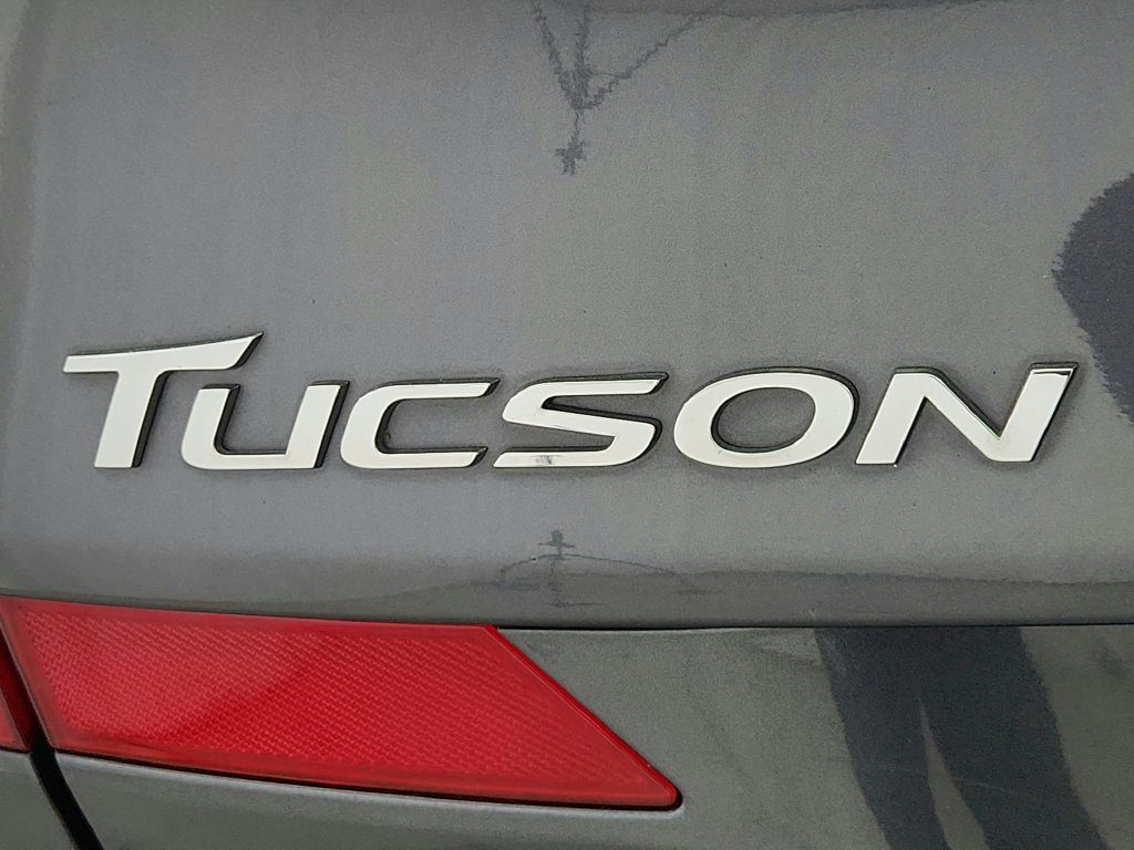 Used 2021 Hyundai Tucson Ultimate w/ Cargo Package AWD/4WD image 32