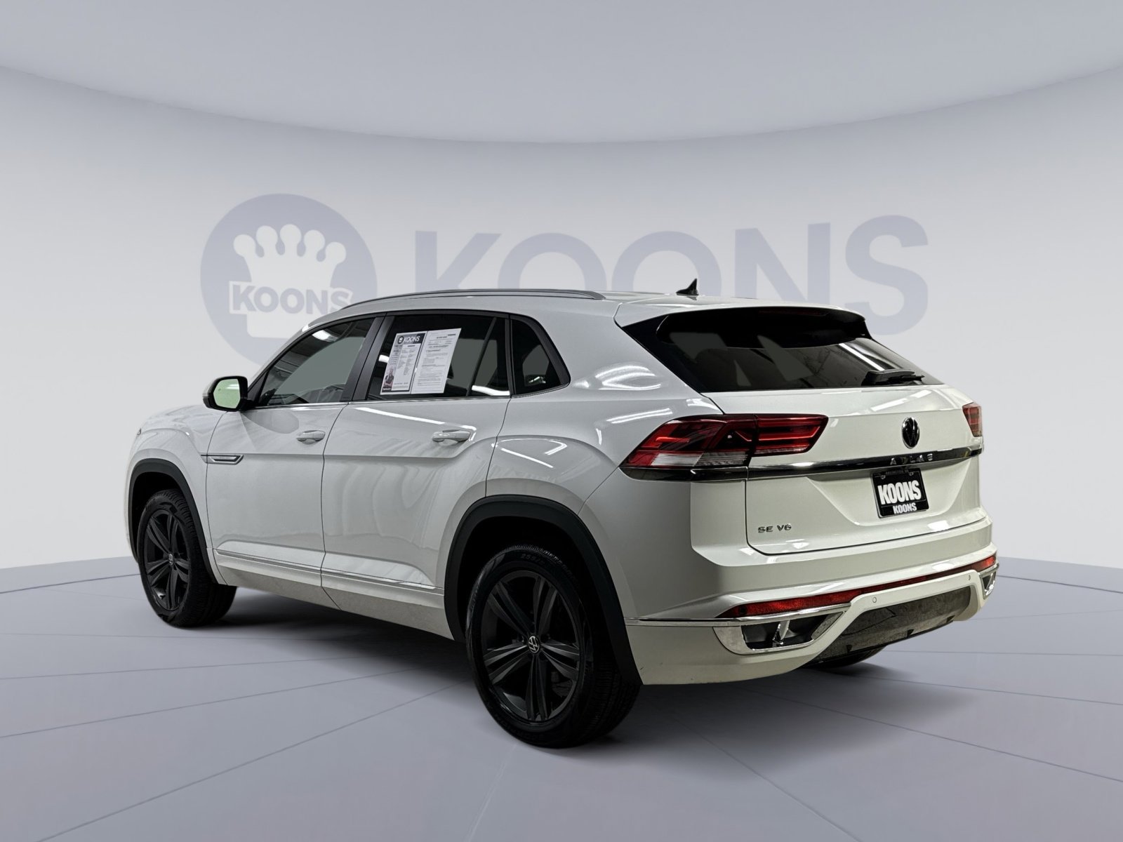 Used 2021 Volkswagen Atlas Cross Sport SE image 10