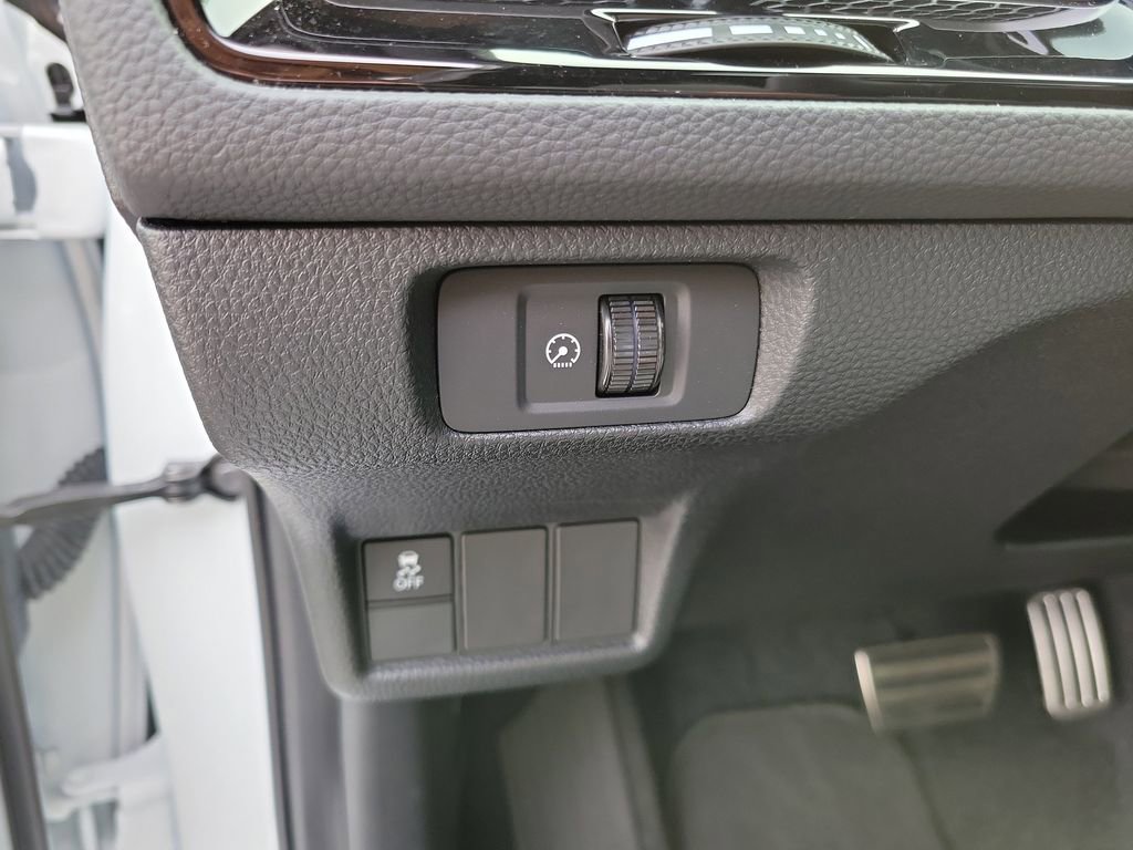 Certified 2025 Honda Civic Sport image 24