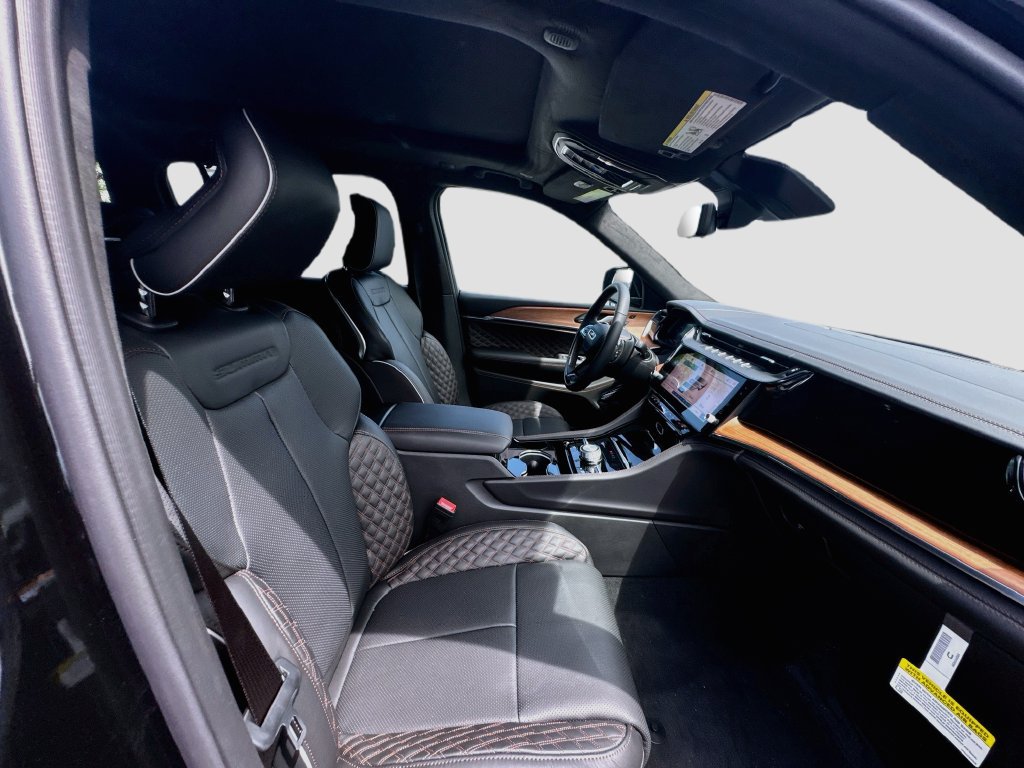 New 2027 Jeep Grand Cherokee L Summit AWD/4WD image 31