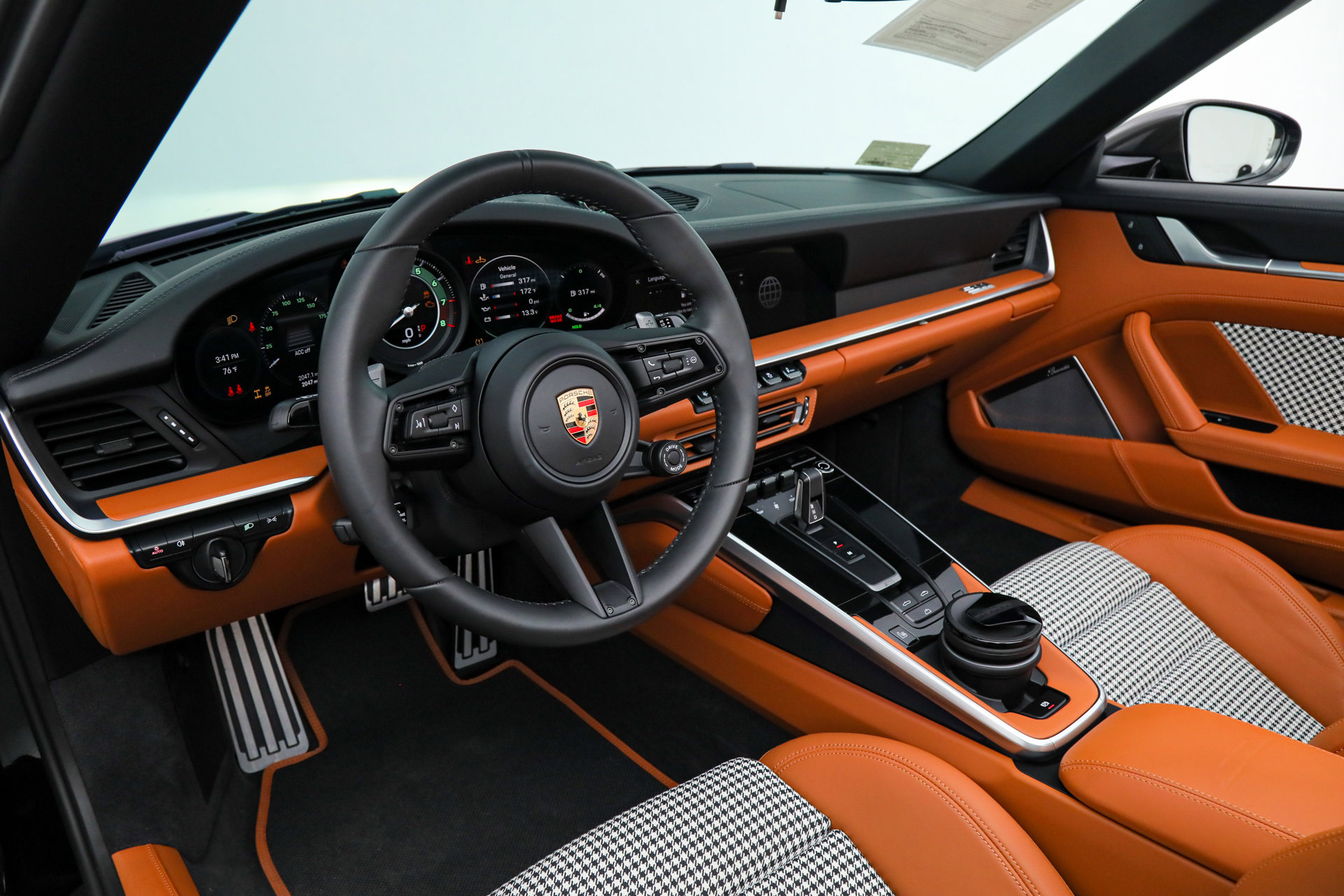 Used 2025 Porsche 911 Turbo S image 27