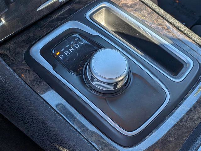 Used 2020 Chrysler 300 Limited image 12