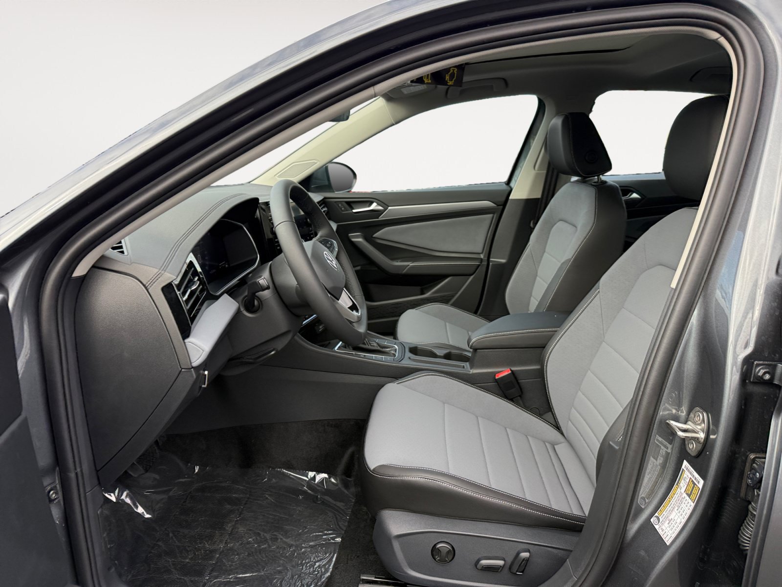 New 2027 Volkswagen Jetta SE FWD image 10