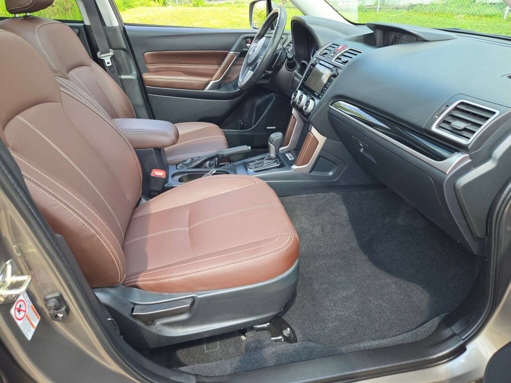Used 2017 Subaru Forester 2.0XT Touring AWD/4WD image 9