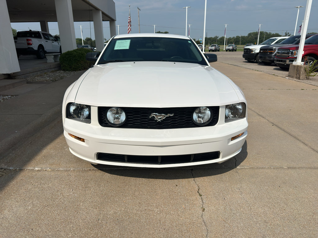 Used 2006 Ford Mustang GT Premium RWD image 12
