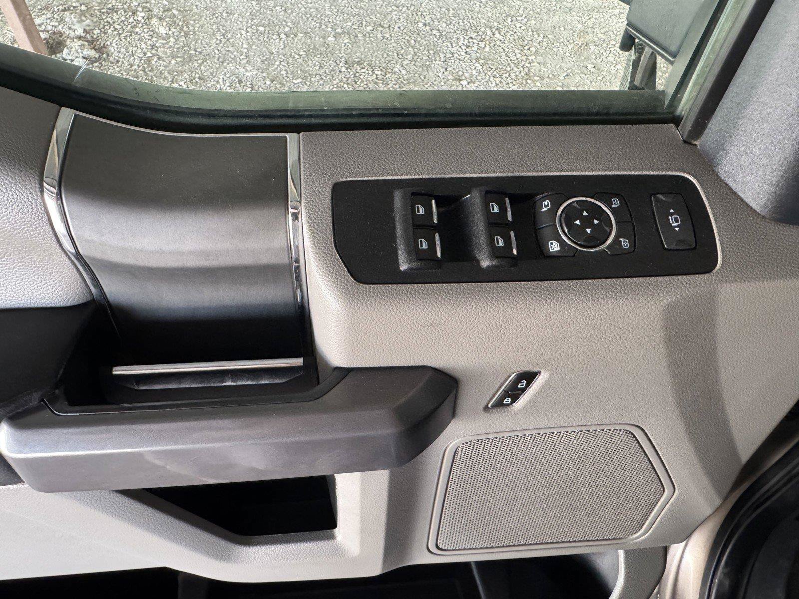 Used 2022 Ford F350 XLT w/ XLT Premium Package AWD/4WD image 22