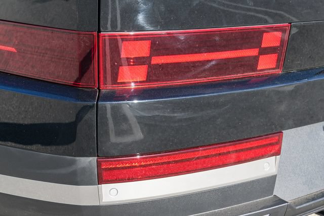 New 2026 Hyundai Santa Fe Limited AWD/4WD image 9