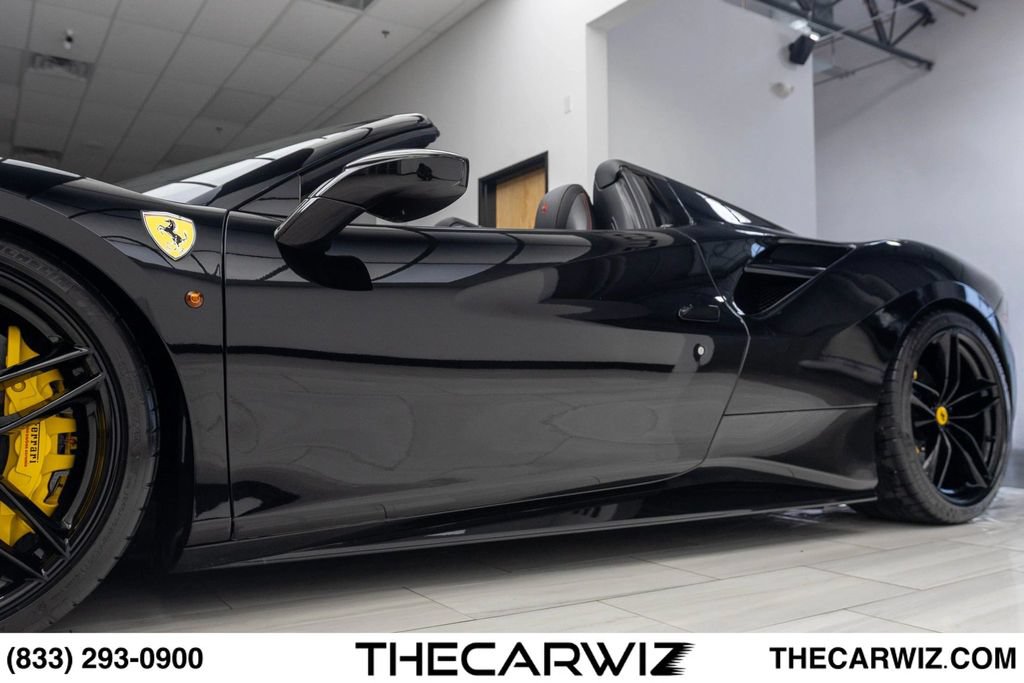 Used 2019 Ferrari 488 Spider RWD image 14
