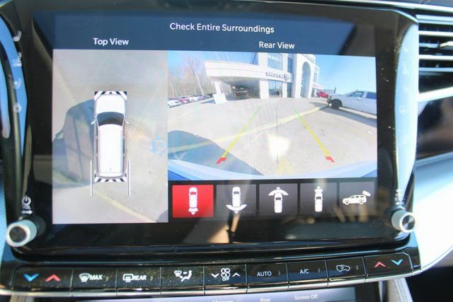 Used 2023 Jeep Grand Wagoneer L Series II w/ Premium Group II image 21