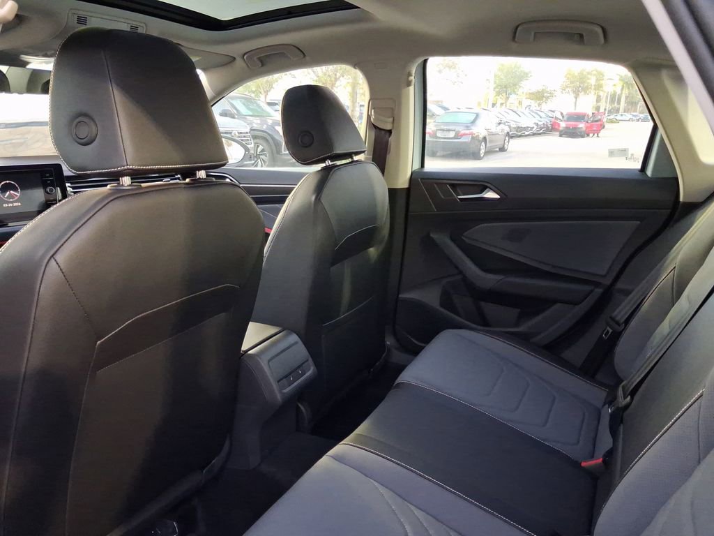 New 2026 Volkswagen Jetta SEL image 5