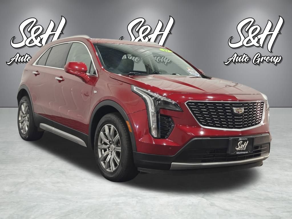 Used 2019 Cadillac XT4 Premium Luxury w/ Cold Weather Package image 2