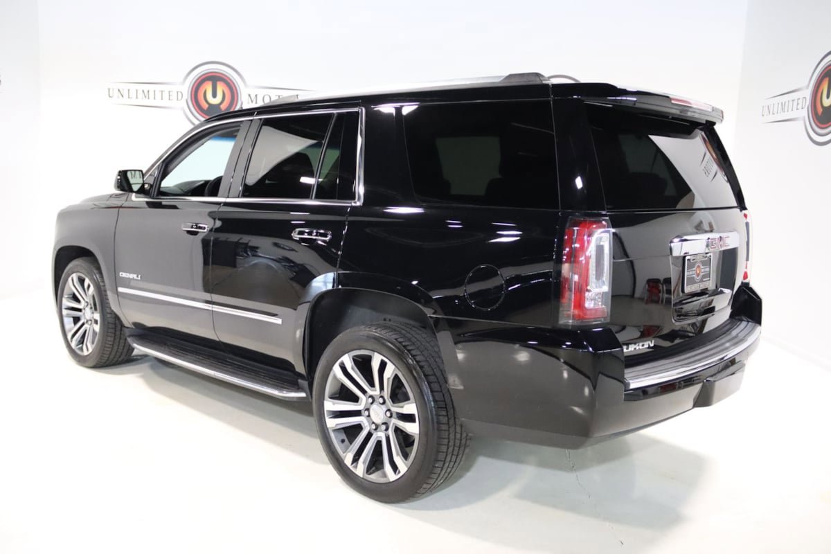 Used 2017 GMC Yukon Denali w/ Open Road Package image 3