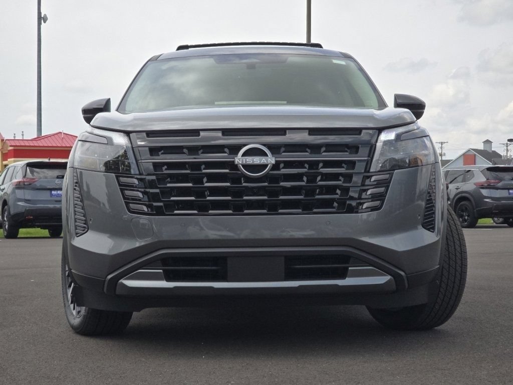 New 2026 Nissan Pathfinder Platinum AWD/4WD image 9