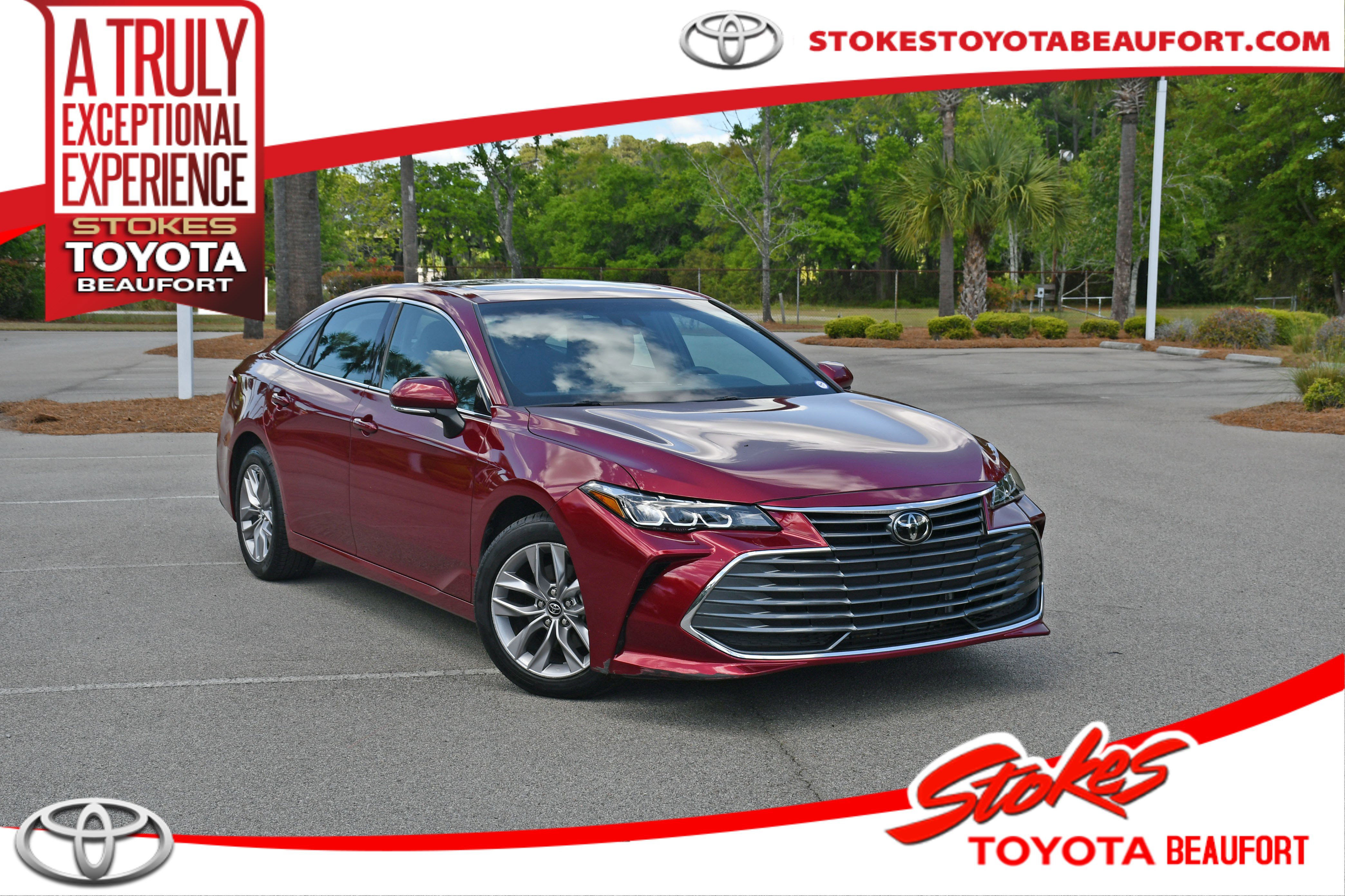 Used 2019 Toyota Avalon XLE w/ Moonroof Package