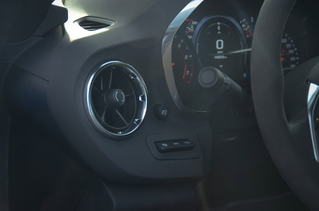 Used 2023 Chevrolet Camaro ZL1 RWD image 40