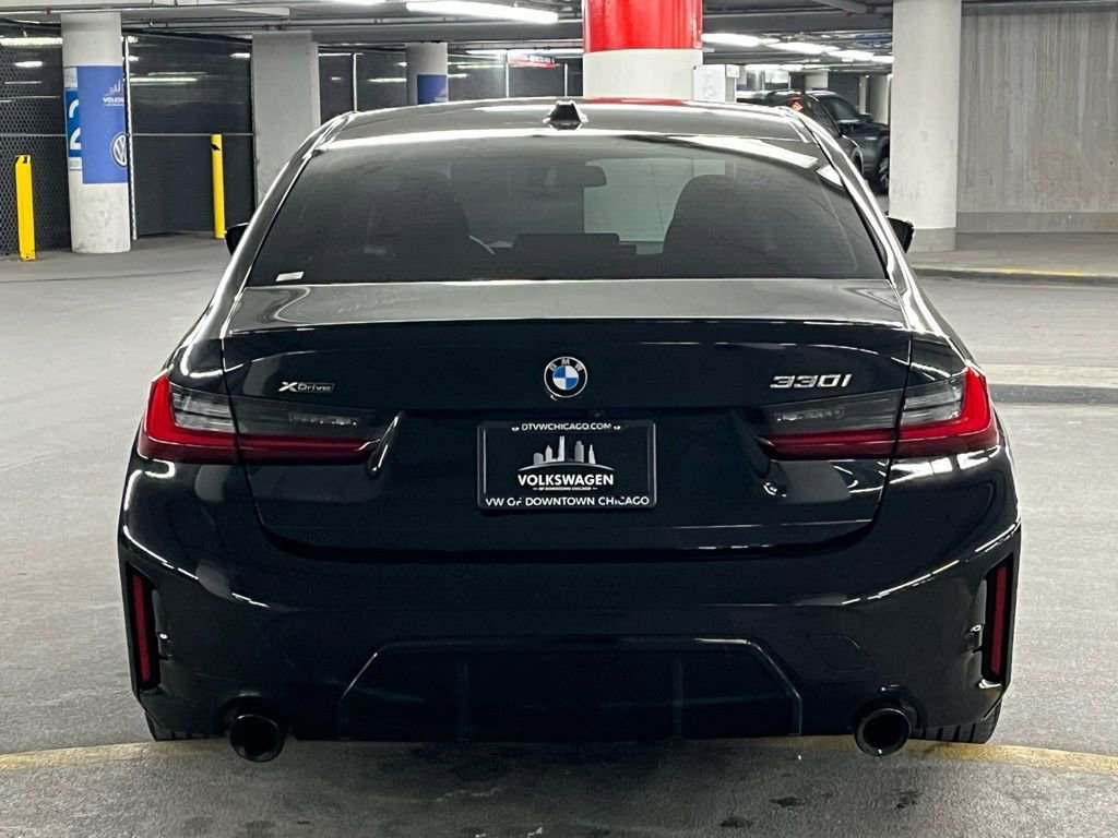 Used 2023 BMW 330i xDrive Sedan w/ M Sport Package image 33